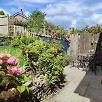 Gorgeous Near Cartmel With Free Access Feriehus