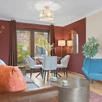 Gorgeous Near Cartmel With Free Access Feriehus *