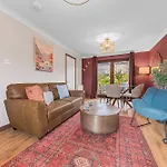 Gorgeous Near Cartmel With Free Access Feriehus Holker